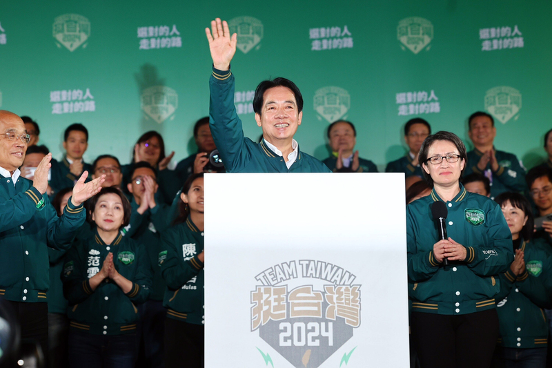 民進黨總統候選人賴清德當選總統，喊話台灣絕不會走回頭路，但艱難的路才剛開始。圖／中央社