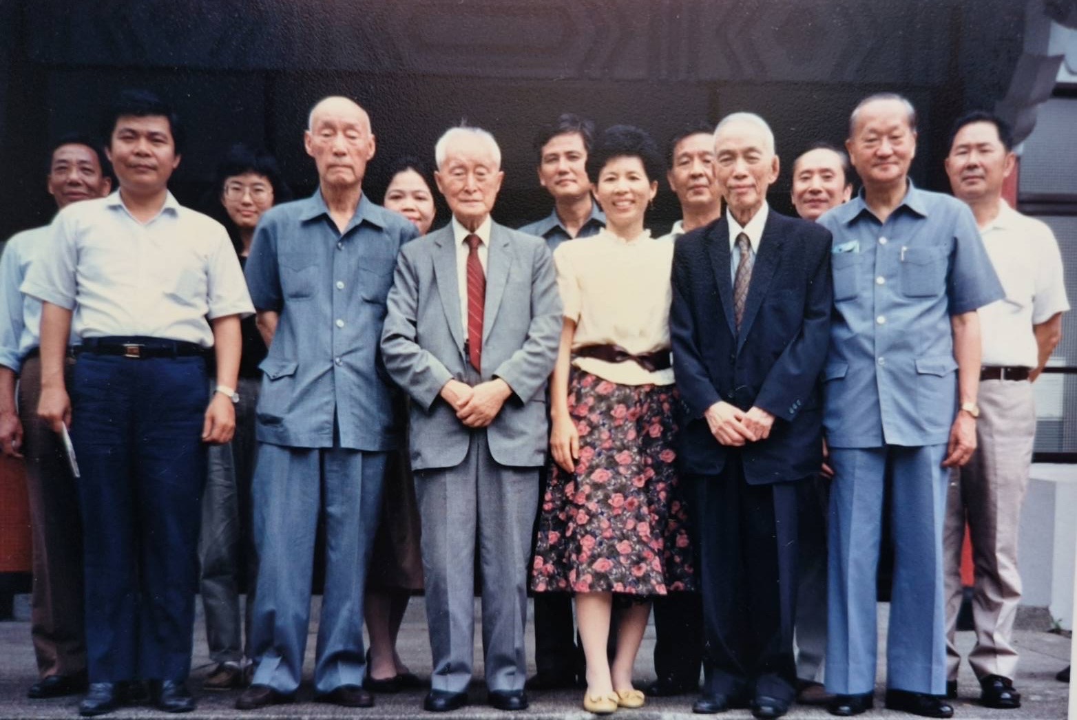 陳立夫先生（左三）。圖/作者提供