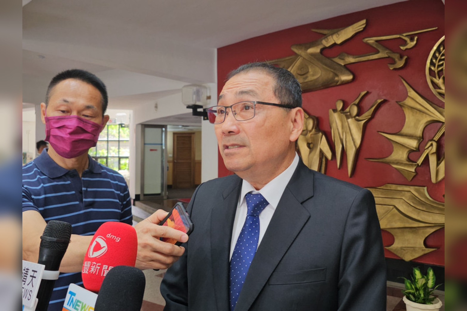 被爆用公務車參加反罷免！侯友宜反擊：賴清德去中常會用什麼車？