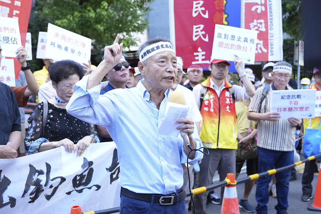 詩人詹澈15日表示，日本政府始終連「戰敗」都不承認，進而以「終戰」來欺騙自己，欺騙日本人民，欺騙世界。圖/記者梁鴻欣攝