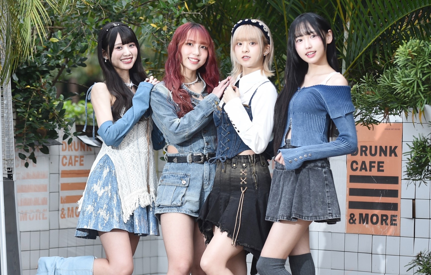 AKB48 Team TP將於4/26、4/27舉行握手會，于馨（左起）、易沄、伊柔、伊品接受專訪。圖/記者陳思豪攝