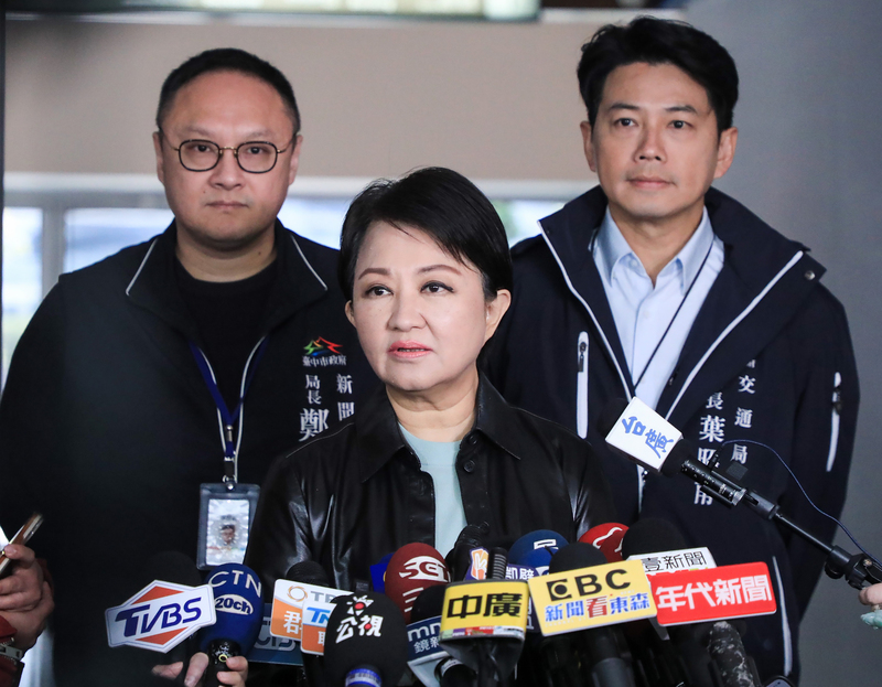 爭取多時的台中捷運藍線終在29日獲行政院核定，市長盧秀燕感謝中央幫忙。圖/中央社