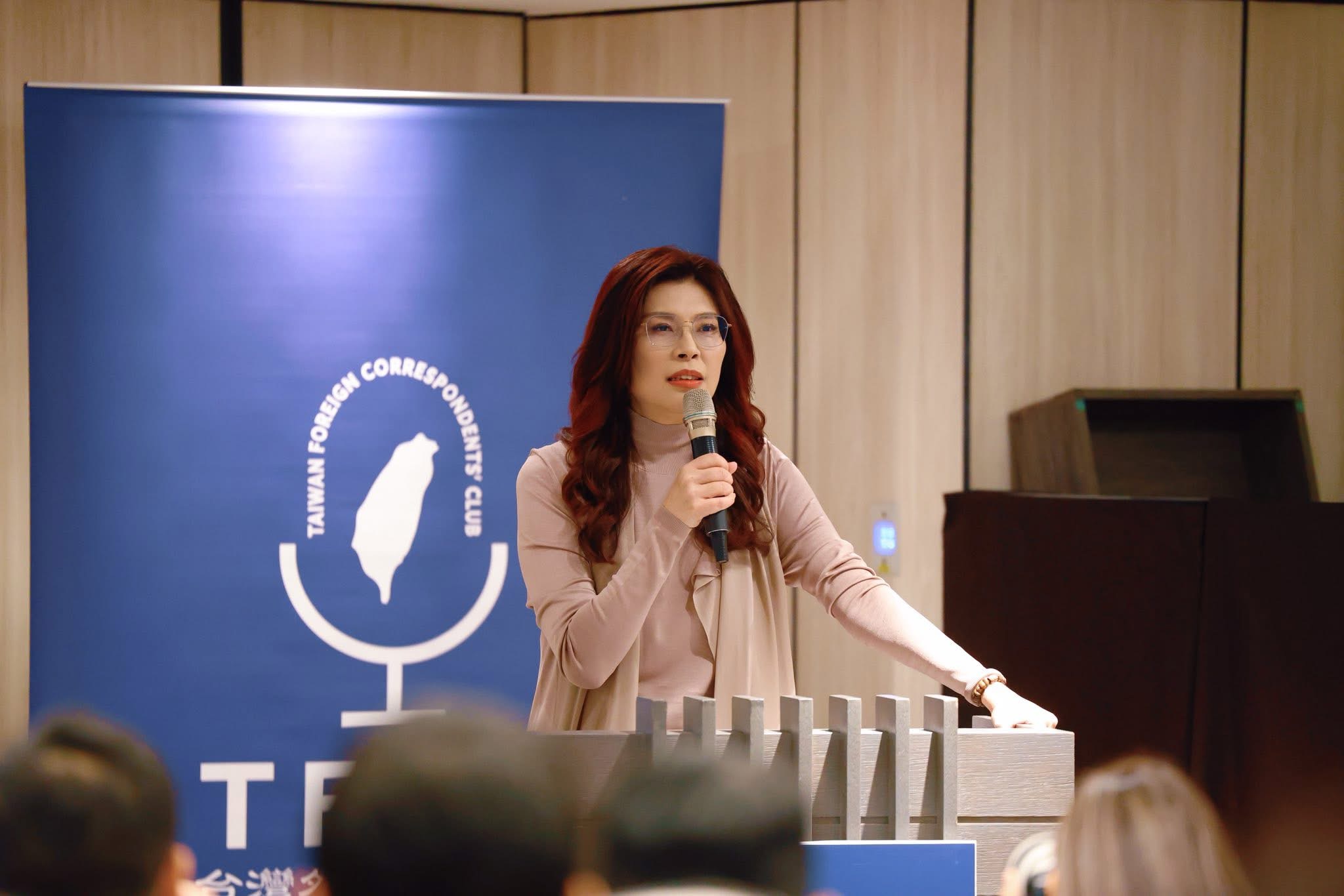 【鄭麗文訪陸】結束訪陸！「這些人」替鄭麗文送機了