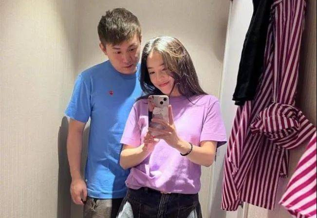 大陸前桌球國手徐克(左)，及韓國陸籍國手田志希(右)。圖/取自搜狐新聞