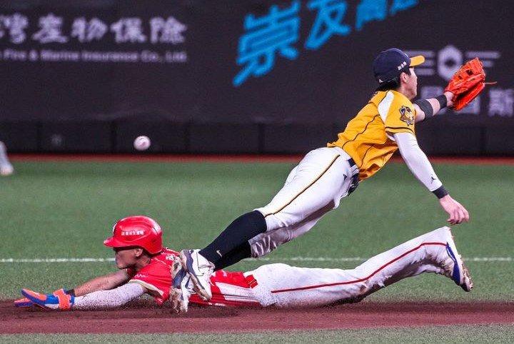 台灣大賽　味全龍6：0完封兄弟　系列賽3連勝聽牌