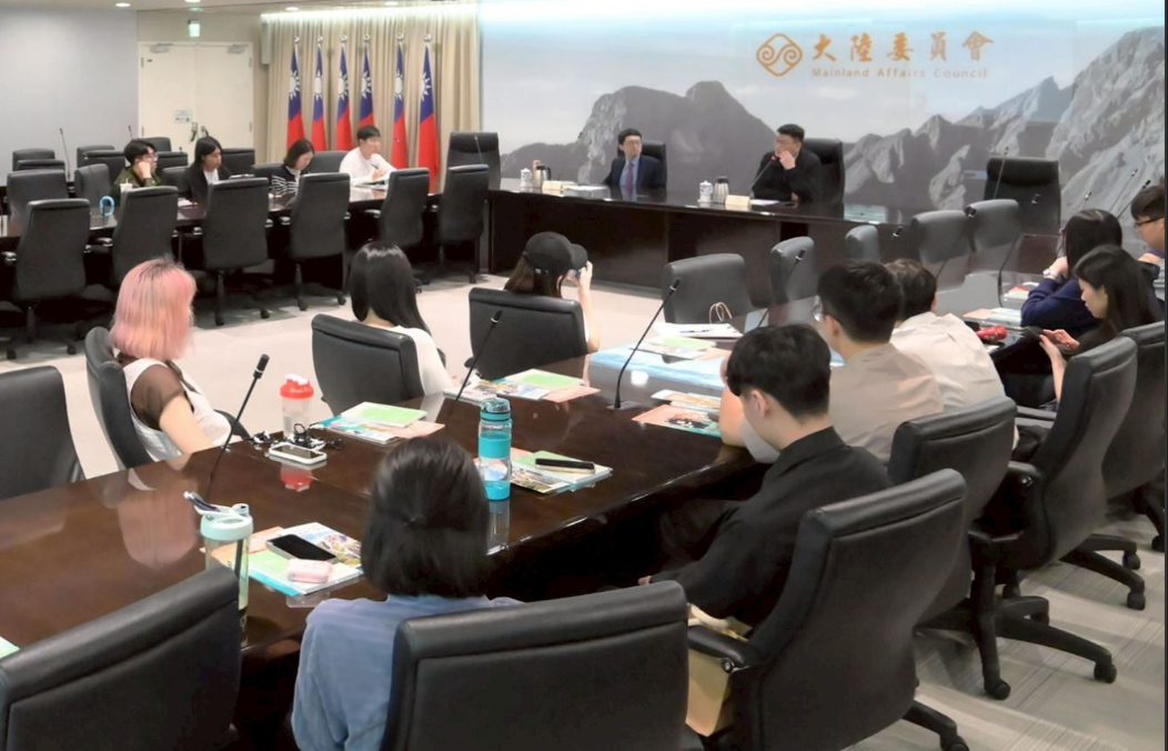 大陸人權律師王夏紅全家跳機尋求政治庇護被拒　陸委會回應了