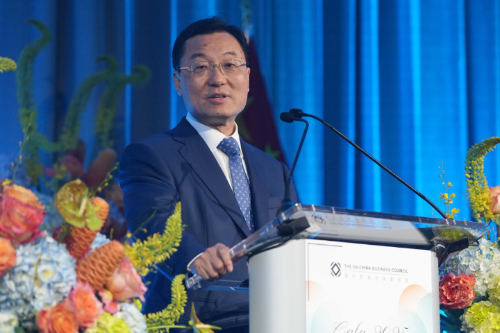 美國管制半導體出口中國 謝鋒：只靠大豆、牛肉想解決逆差？