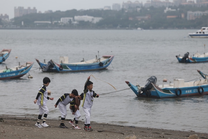 清晨較涼白天回溫　下周日晚首波梅雨鋒面報到