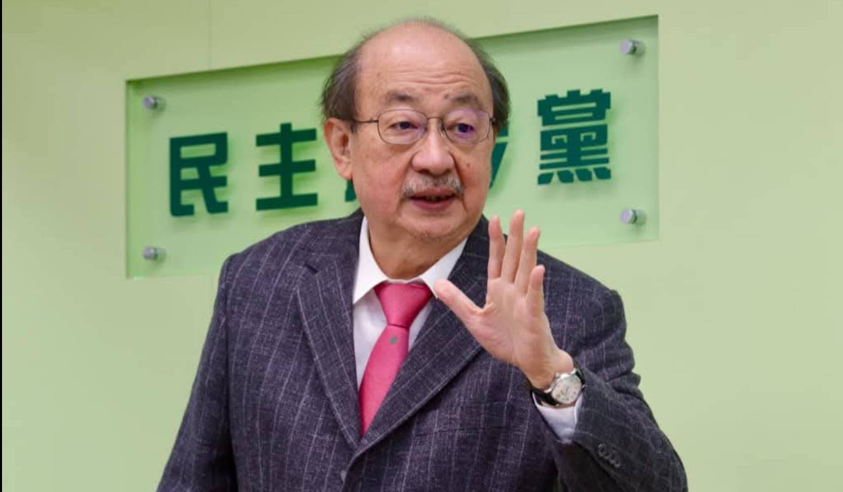 民進黨團總召柯建銘近日突然稱，「大罷免是由國民黨先開始的」。圖/翻攝自柯建銘臉書影片