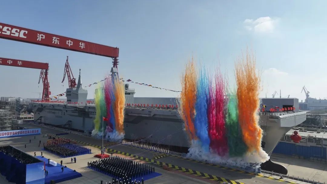中共海軍最新型076兩棲攻擊艦「四川艦」。圖/取自中國軍網