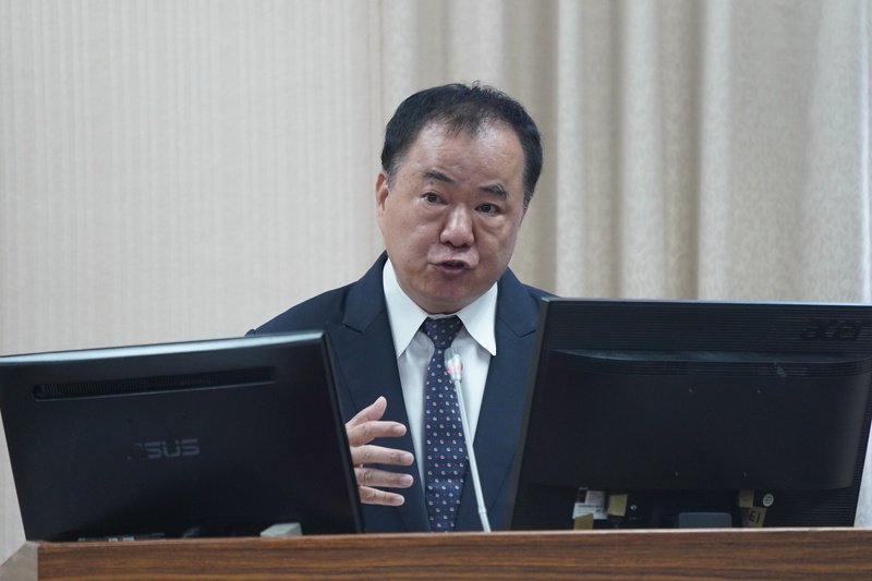 「大進滿88號」漁船遭陸海警船查扣，農業部漁業署長張致盛3日在立院表示，該海域平常就是兩岸漁民共同作業的區域，呼籲大陸務實處理問題。圖/中央社