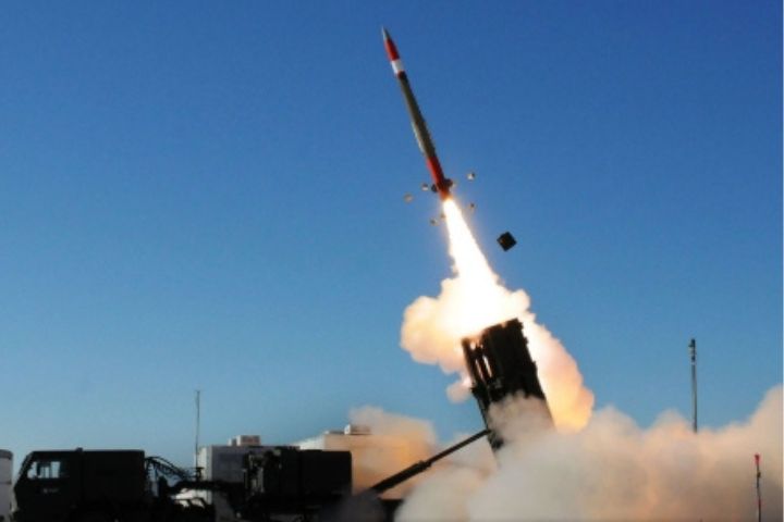 美國擴產「愛三增程型」防空飛彈　2030年產能拚2000枚