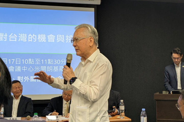 邱進益擔憂，當北京不再把與民進黨接觸視為選項，台灣可操作的緩衝空間就會快速縮小。圖/記者高陸攝
