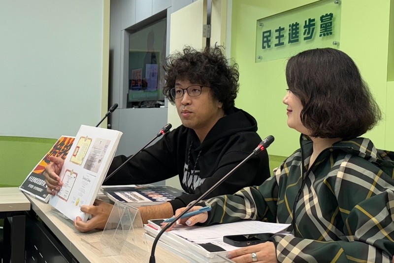 沈伯洋父親赴陸經商引爭議 國民黨轟其「嘴炮雙標」人設崩壞