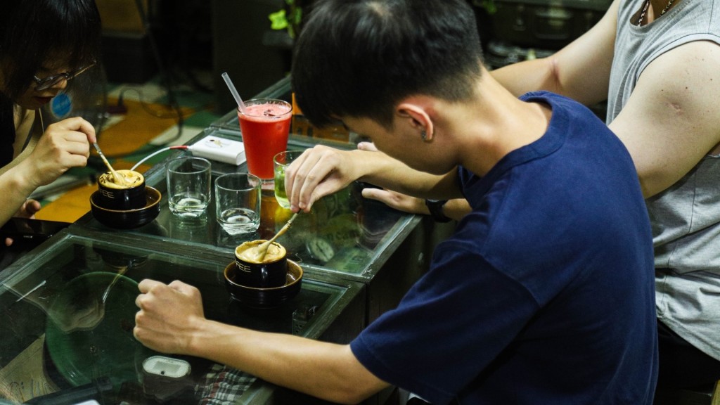 越南盛產咖啡，咖啡也成為越南民眾日常的飲品。圖/取自新華社