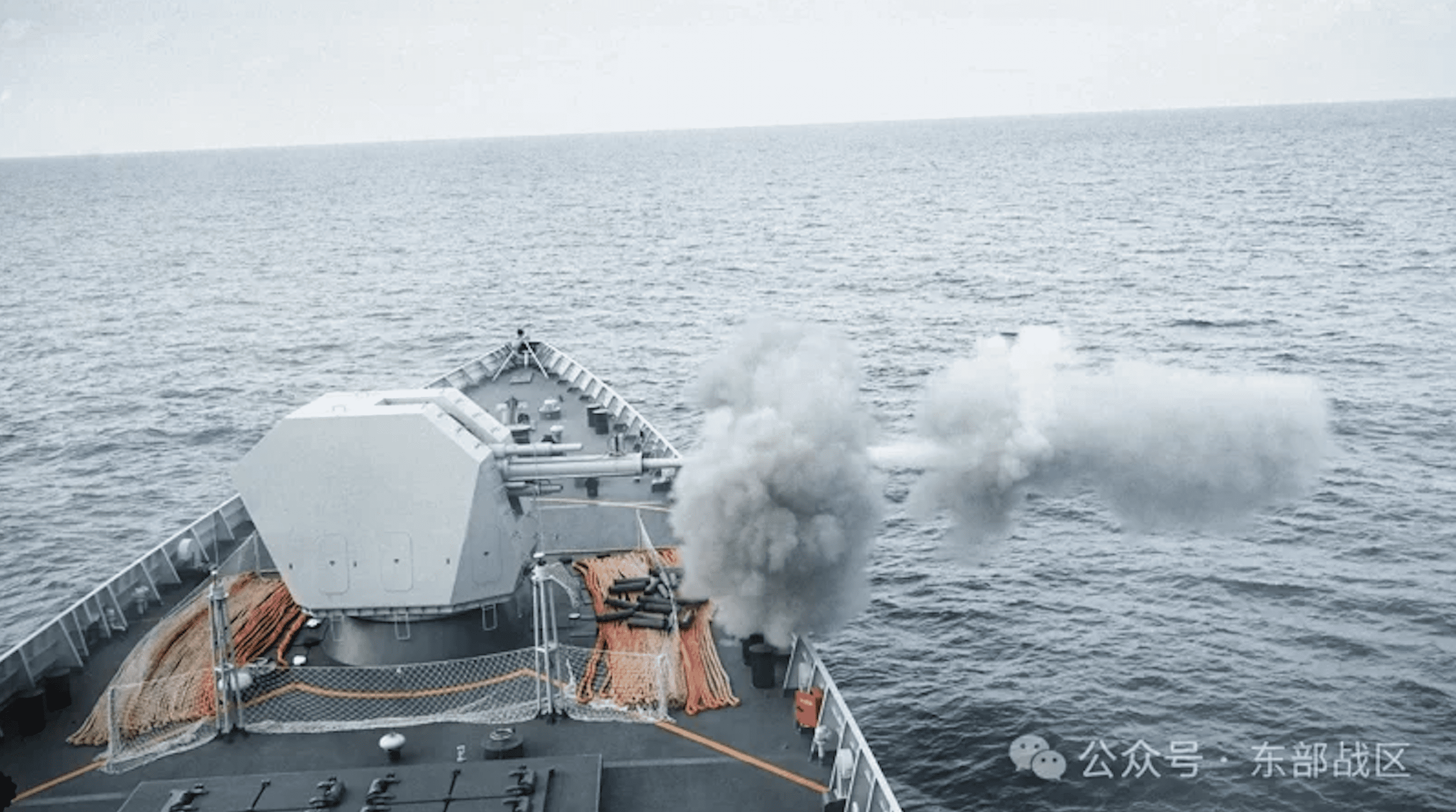 中共解放軍東部戰區在台海邊展開演習，東部戰區海軍也出動多 艘艦艇抵台周遭。圖/取自解放軍東部戰區微信公眾號