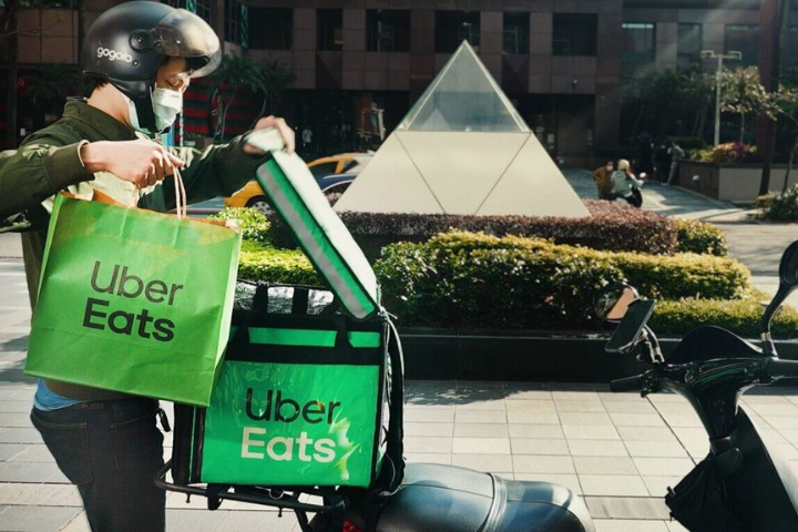 示意圖。傳出Uber將於北投試營運「機車載人」服務。圖/中央社