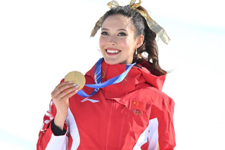 捲政治攻防！美財長貝森特再批谷愛凌「為中國出賽是出賣美國」