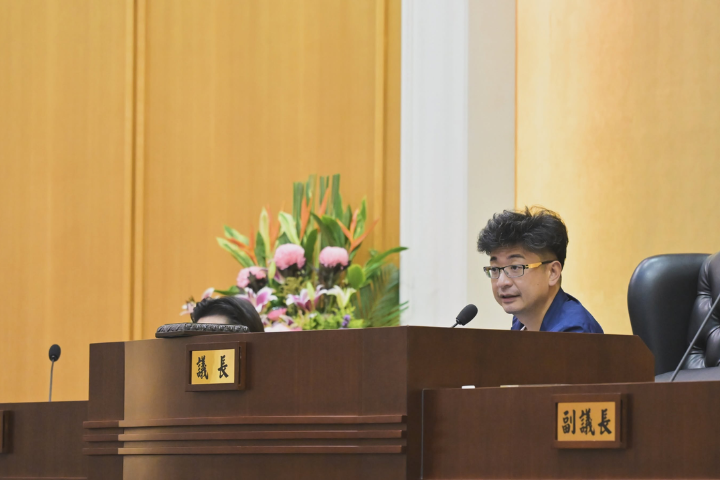 震撼中台灣政壇！彰化議會宴客疑涉賄選　謝典霖、父母等5人遭當庭逮捕聲押