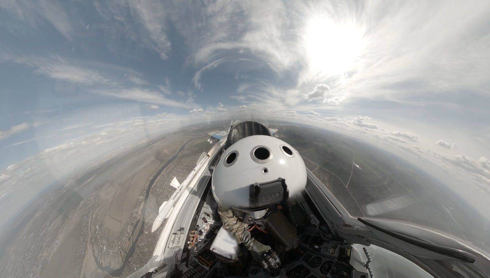 俄羅斯公布擊落烏克蘭的一架F-16戰機，烏克蘭方面也證實一架戰機失蹤。圖/取自澤倫斯基X 