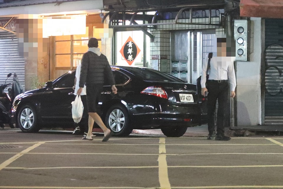 新黨北市議員侯漢廷指出，車牌ASF-6071為文化部首長專用座車。圖/取自侯漢廷臉書