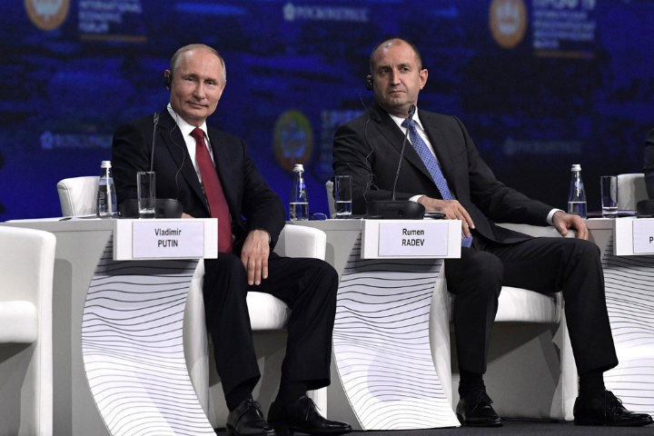 保加利亞國會大選　親俄前總統料壓倒性勝出　恐重塑外交路線