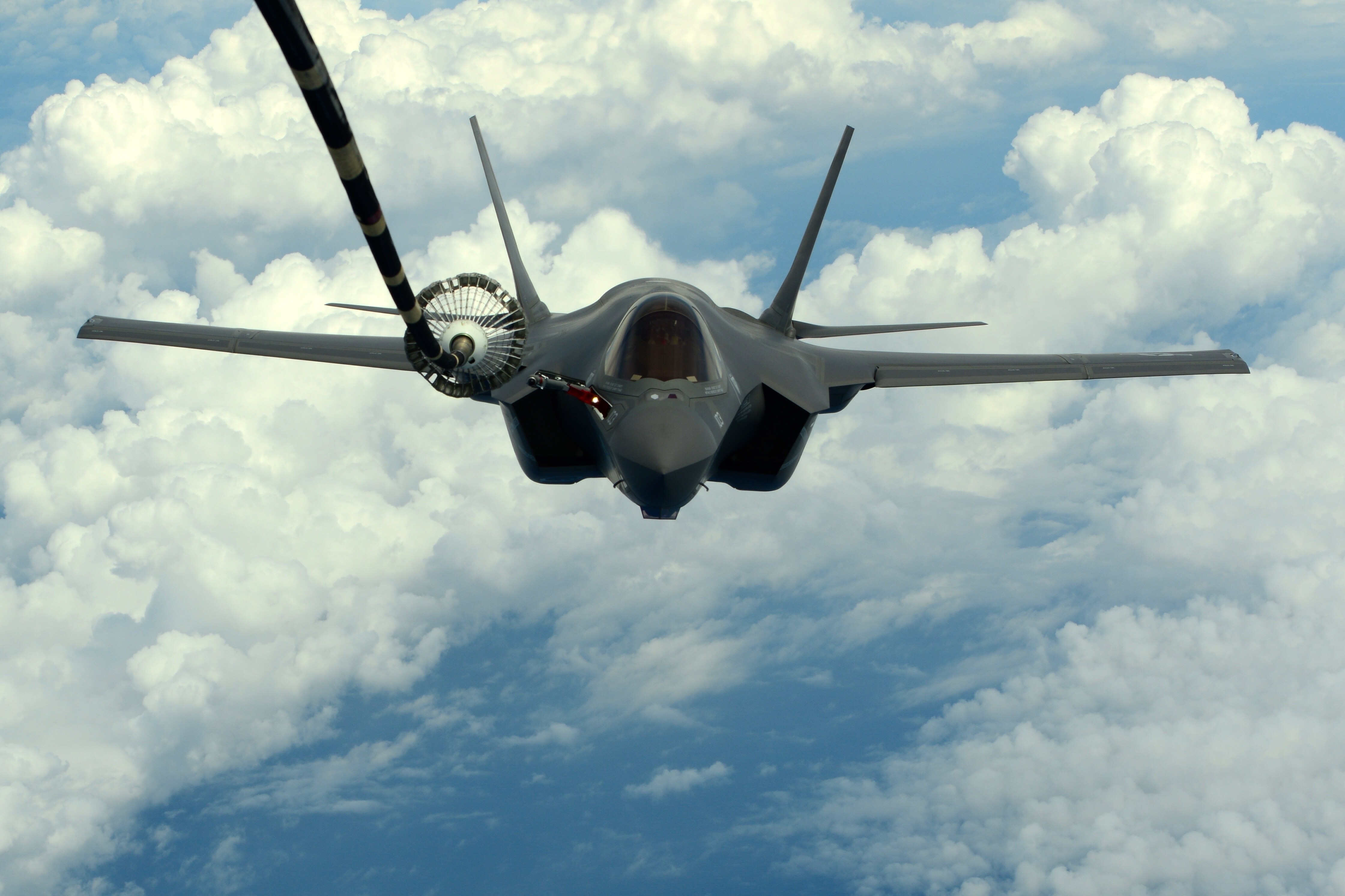 F-35C隱形戰機是專門設計用來給美軍使用的戰機。圖／取自US Air Force