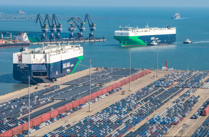 大陸國務院旗下《經濟日報》連4天發評論員文章反駁「經濟見頂論」