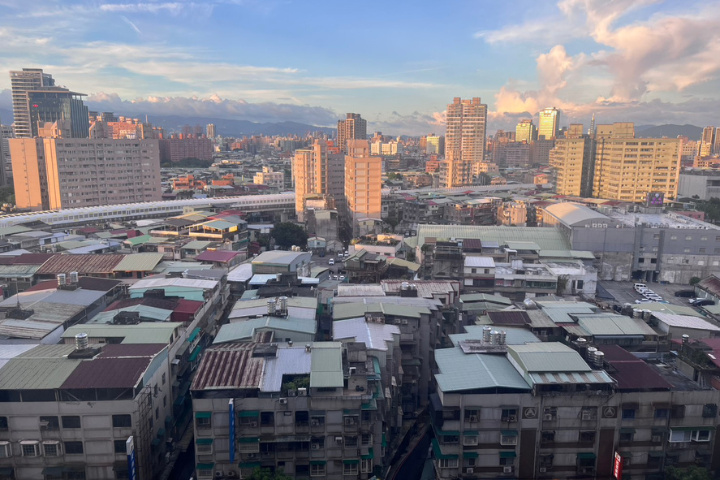 房市拉警報？預售屋掀解約、房仲面臨倒閉 內政部喊：皆未發生
