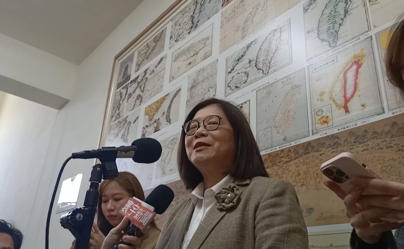 金門撞船事件沒有錄影佐證，海委會主委管碧玲13日終於道歉。圖/記者簡立欣攝