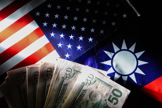 川普關稅判決未定　台美提前談判惹議　施俊吉：台積電5廠換5％降稅是否太急