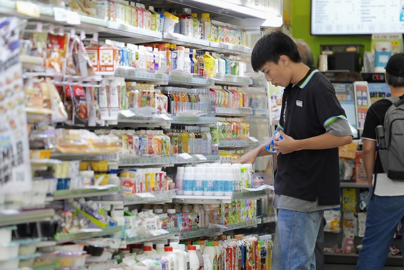 【梅花評論】正視薪資創高下的社會貧窮