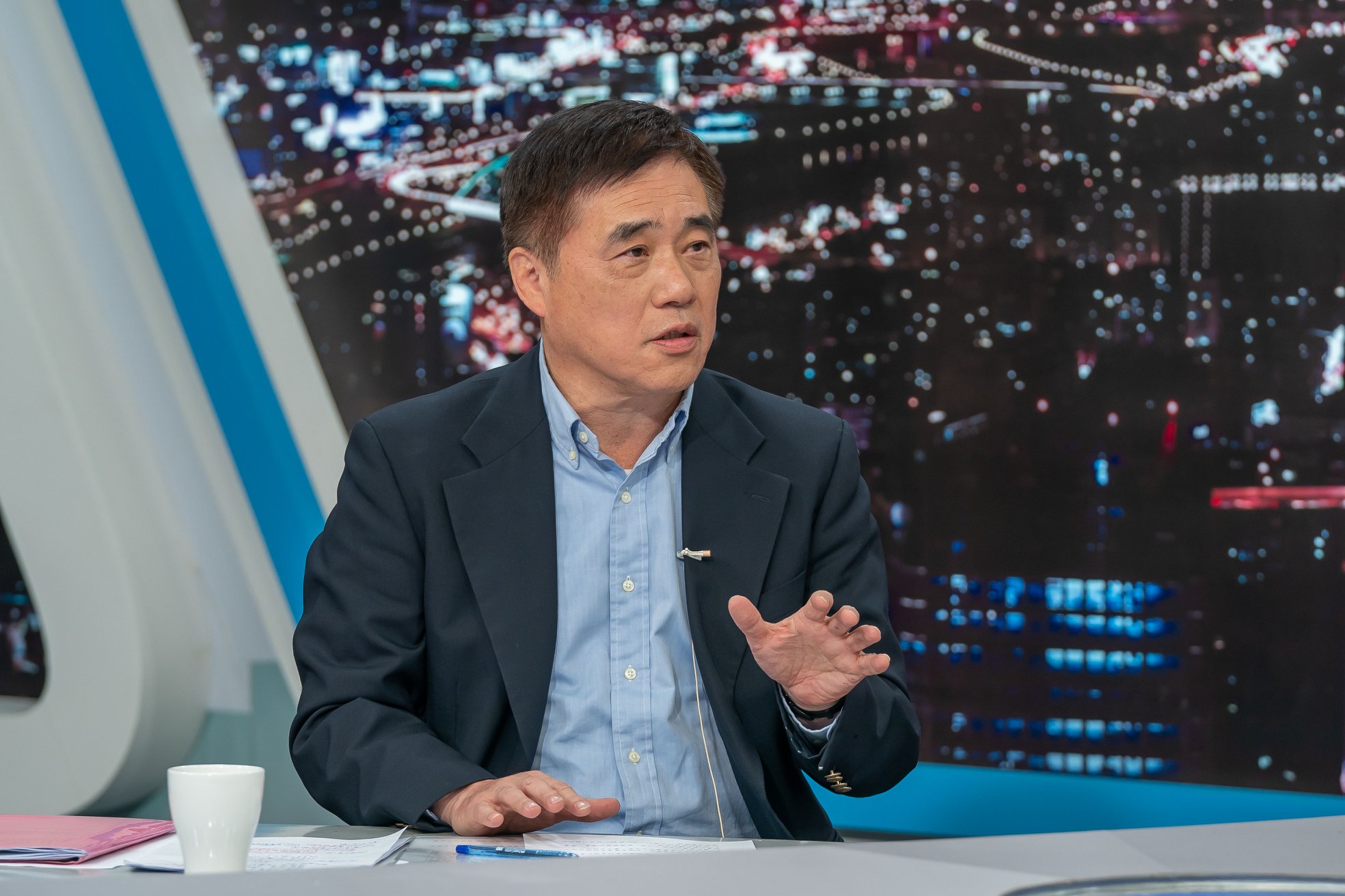 國民黨前副主席郝龍斌認為，賴政府對外散佈大陸對台軍演的假消息。。圖／取自郝龍斌臉書