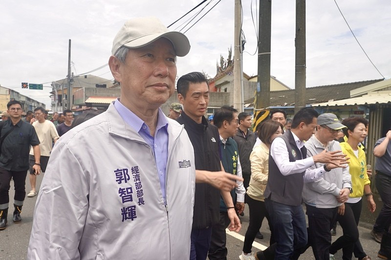 圖文治國？經濟部宣傳治水績效 吳思瑤傻眼：看了會生氣