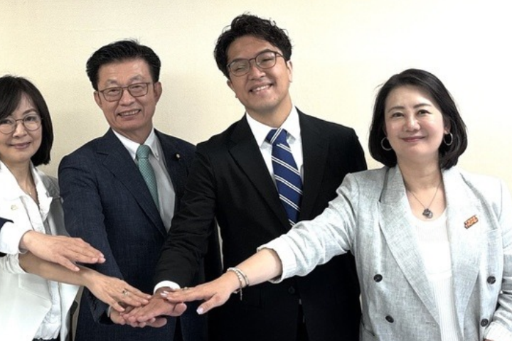 吳思瑤稱看沈伯洋民調飆升快哭了　藍議員：有自信就辭立委