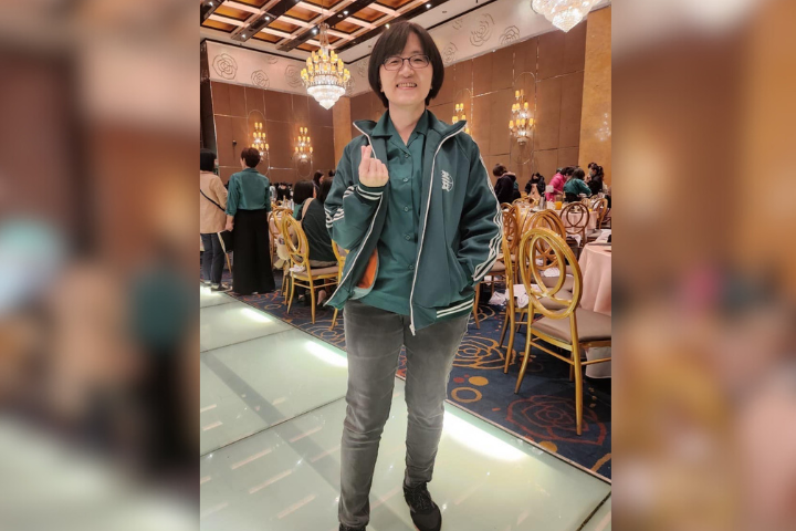 醫療界面臨藥師大缺工問題，衛福部醫事司司長劉越萍表示，將以「健康台灣」為目標，討論醫療人力分配等問題。圖/取自劉越萍臉書