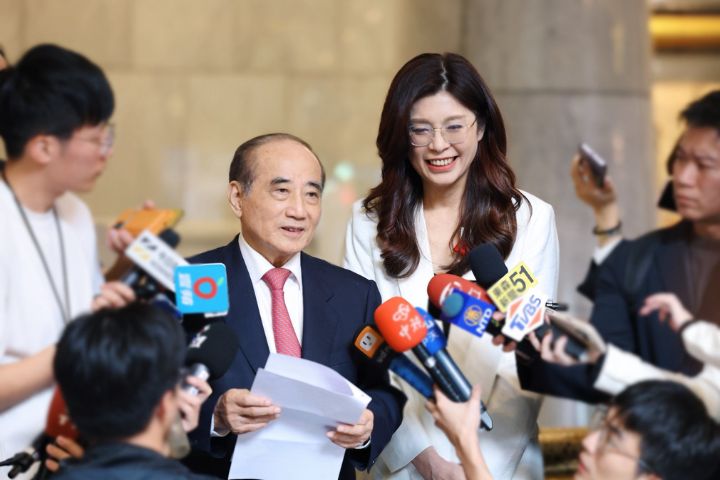 鄭麗文願開誠布公與賴清德見面　總統府：密切關注「鄭習會」