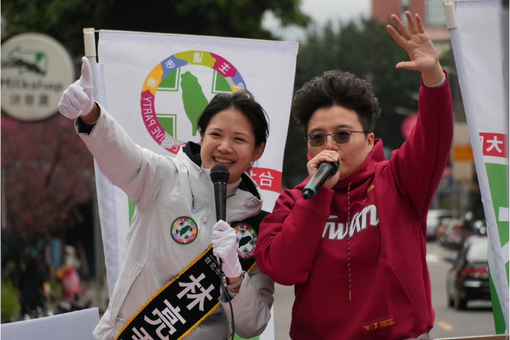 【更新】北市環保局長證實「接到林亮君通知才派人投藥」　不捨同仁受傷