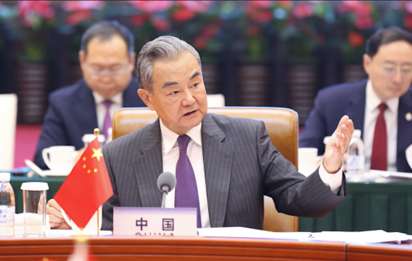石破茂、日皇都提「反省」二戰 陸方對日本政要參拜靖國神社反應克制