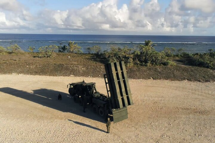 日本陸上自衛隊首在國土東端南鳥島　部署12式陸基反艦導彈發射器
