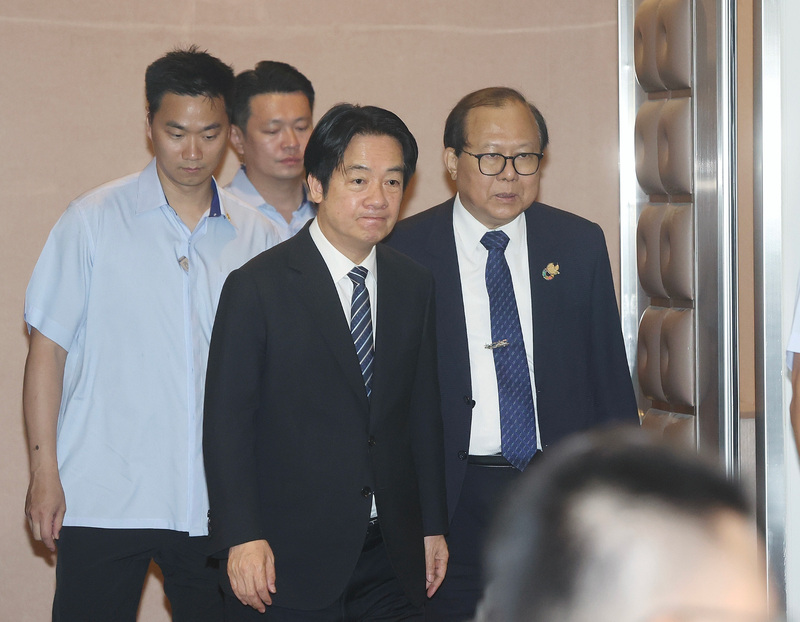 賴總統26日反嗆藍白「戰獨裁要去天安門」。資料照。圖/中央社