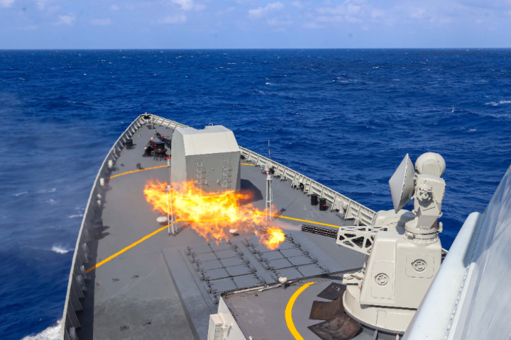 東部戰區多艘艦艇近日在東海開展實彈訓練。圖/取自東部戰區微博