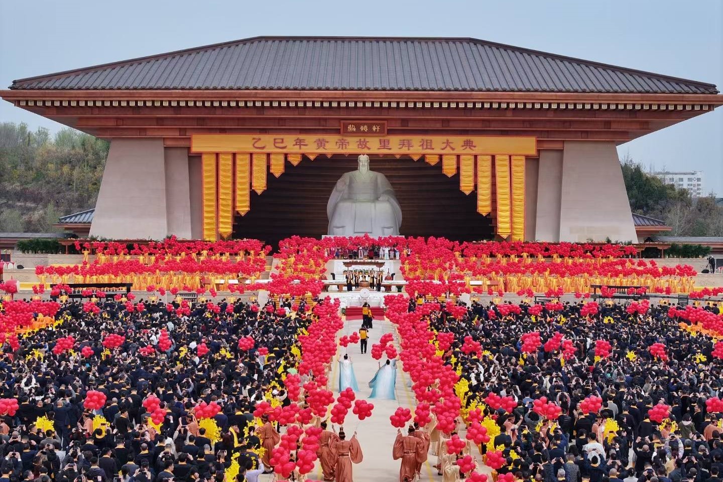 國民黨副主席夏立言一行，3月31日赴河南鄭州參加乙巳年黃帝故里拜祖大典。圖/取自知行