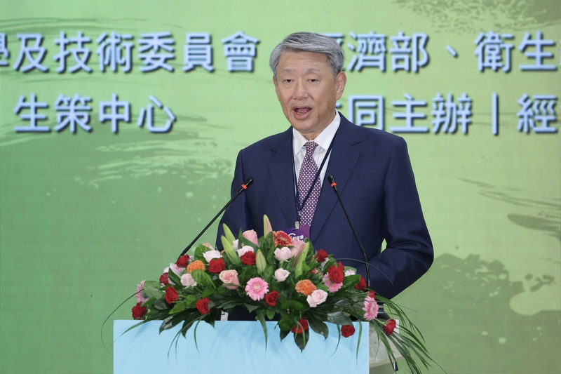 實際輸美關稅高於20%遭痛批 經長連忙開會安撫廠商