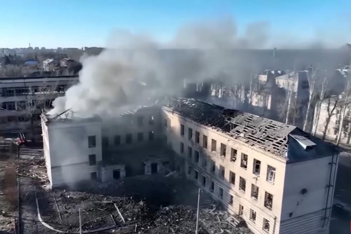 這座烏東戰略重鎮孕育一首經典聖誕頌歌　如今卻毀於俄羅斯砲火