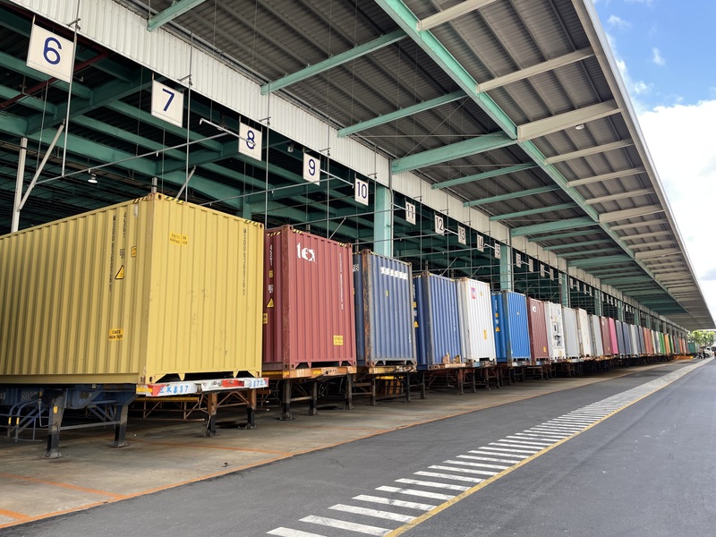 美國總統川普27日宣布4月2日起對進口汽車徵收25%關稅，台灣車廠和零配件廠商高度關注後續變化進展。圖為東陽台南總部廠區一隅。圖／中央社