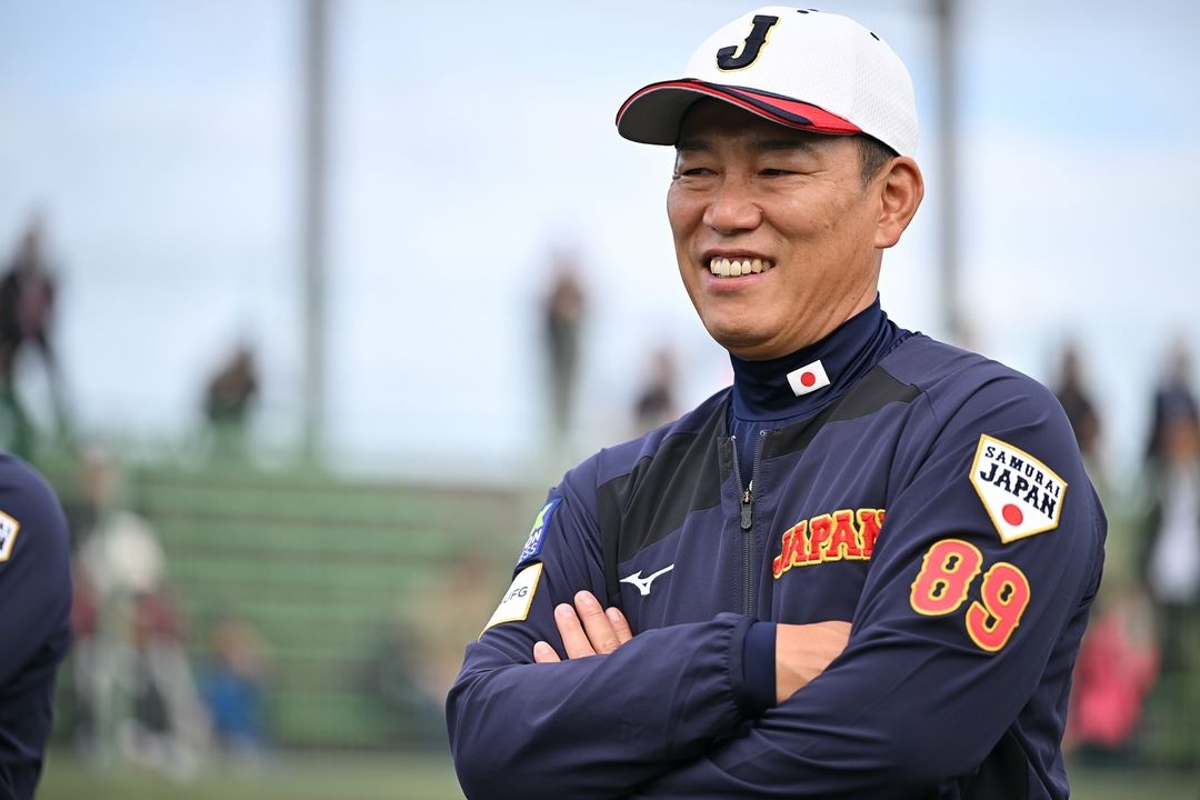 日本隊監督井端弘和表示,台灣室外球場風勢過強,需多加留意。圖/取自@samuraijapan_official IG