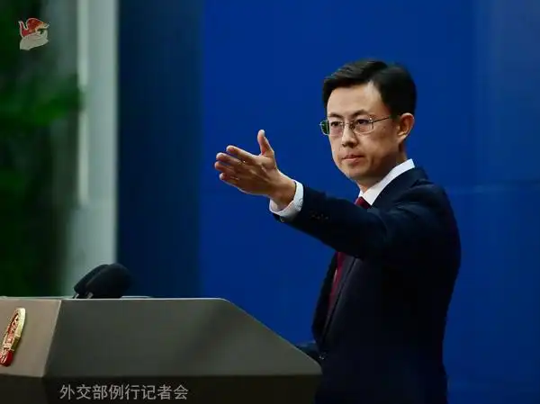 針對美國總統川普聲稱，中美正就關稅問題進行談判，中共外交部發言人郭嘉昆今（25日）在例行記者會上指出，「中美目前並未就關稅議題進行任何形式的磋商或談判，敦促美方不要混淆視聽。」圖／取自北京日報