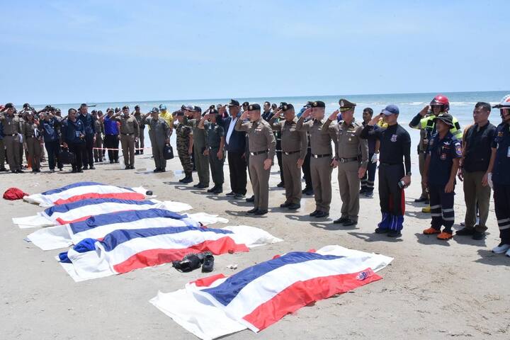 機上5人當場已經死亡。圖/取自泰國皇家空軍《臉書》官方粉專