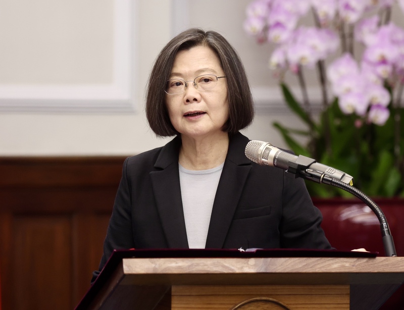 蔡英文競選承諾，推動非核家園，臺灣不缺電，電價不大幅上升，然而電價不漲的承諾早已跳票，今年3月還會加碼。圖/中央社